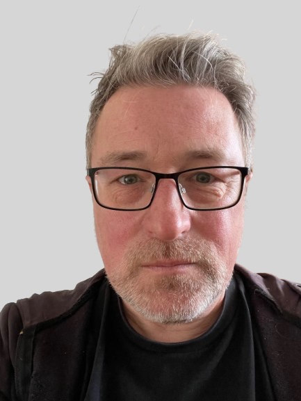 Mike, specialist learning support tutor and mentor at Positive Learners Geelong